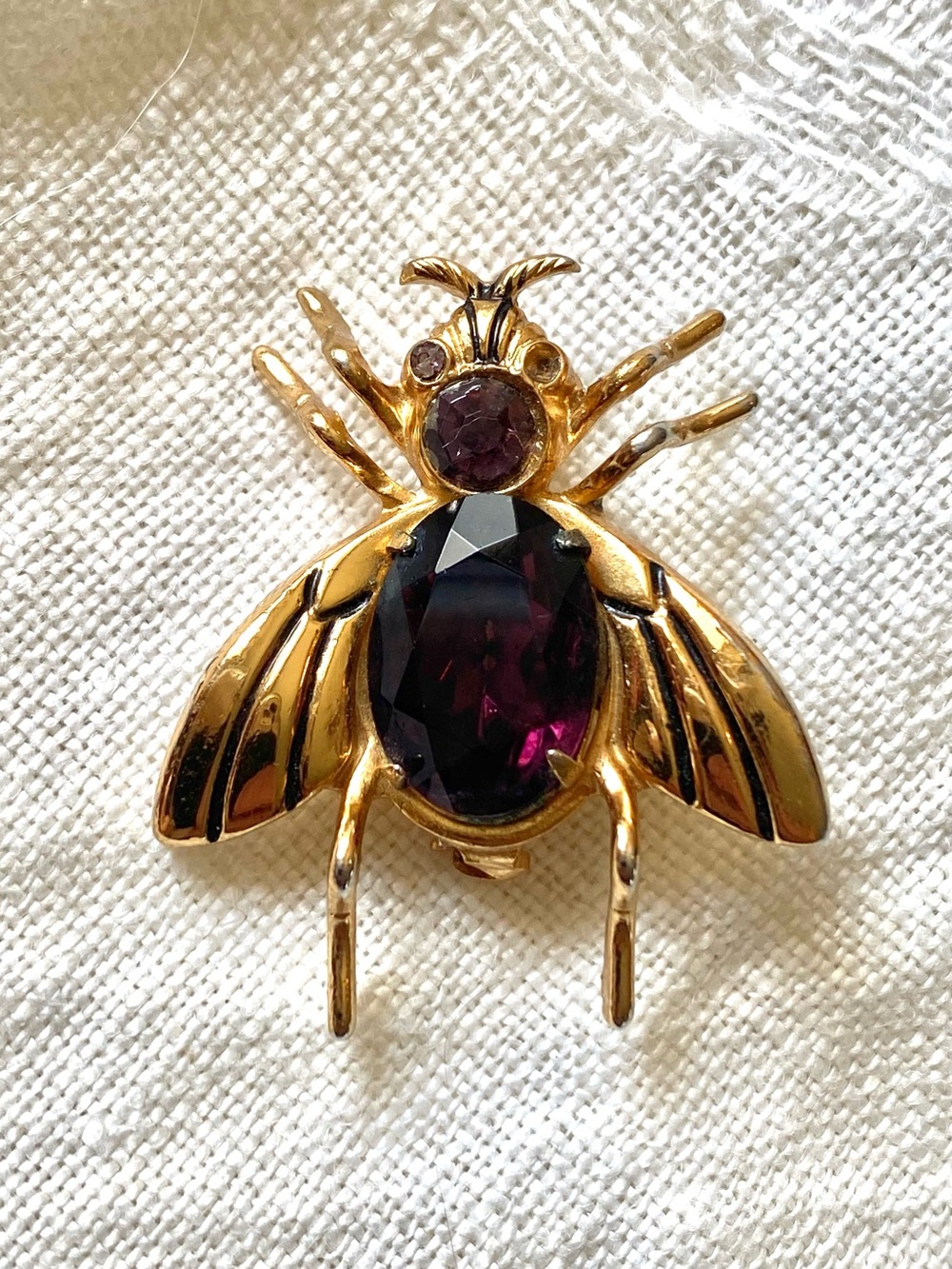 Vintage Coro Pegasus Trio Tricks Bug Brooch Pin Purple Rhinestone Gold Tone 1950